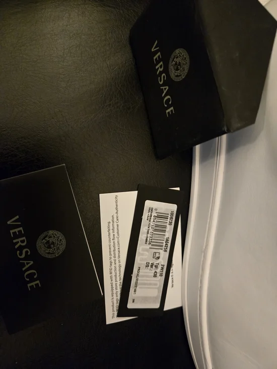 Versace White Leather Men's Athletic Sneakers with Gold Stamped Detail - Picture 3 of 7